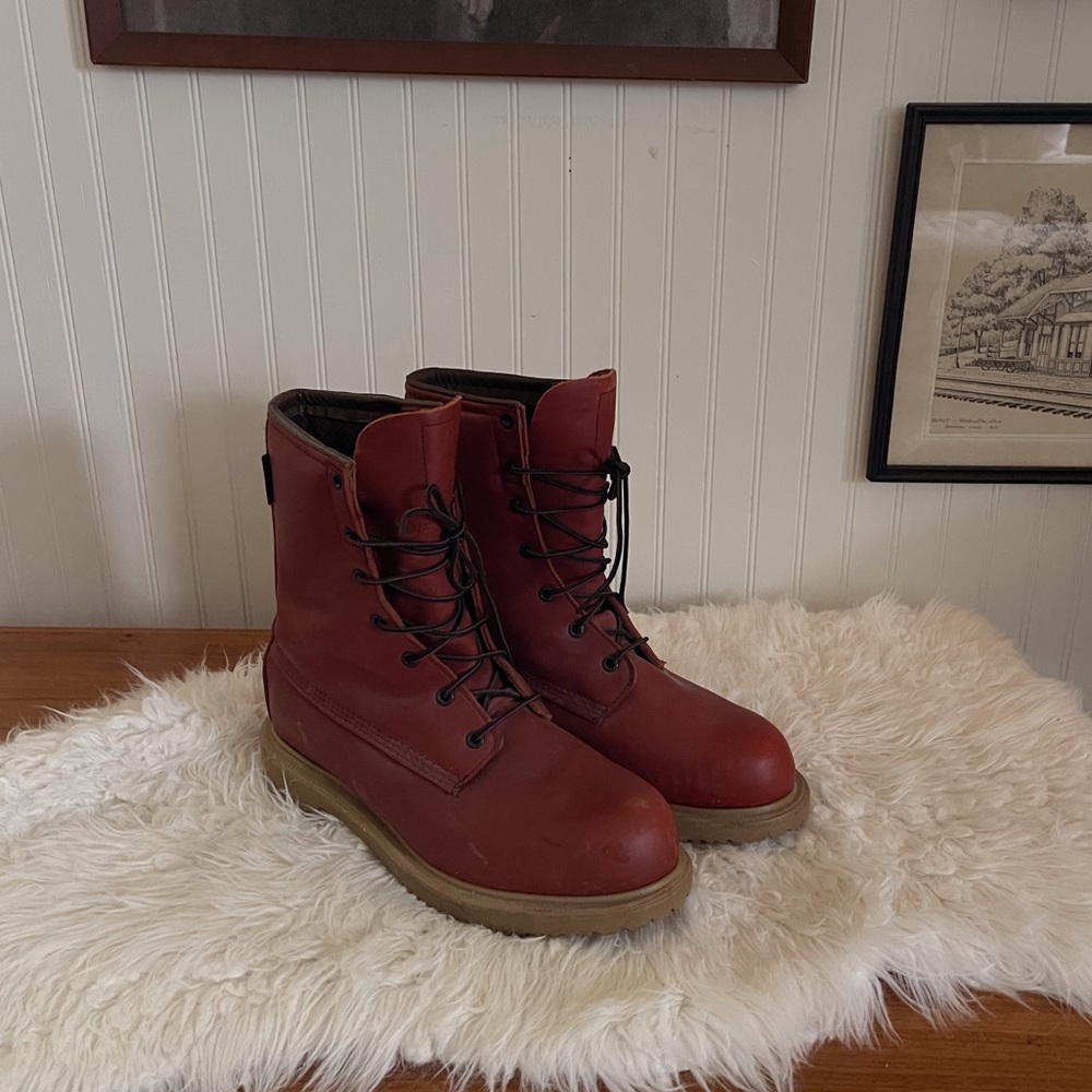 Men’s Red Wing Heritage Boots — red leather